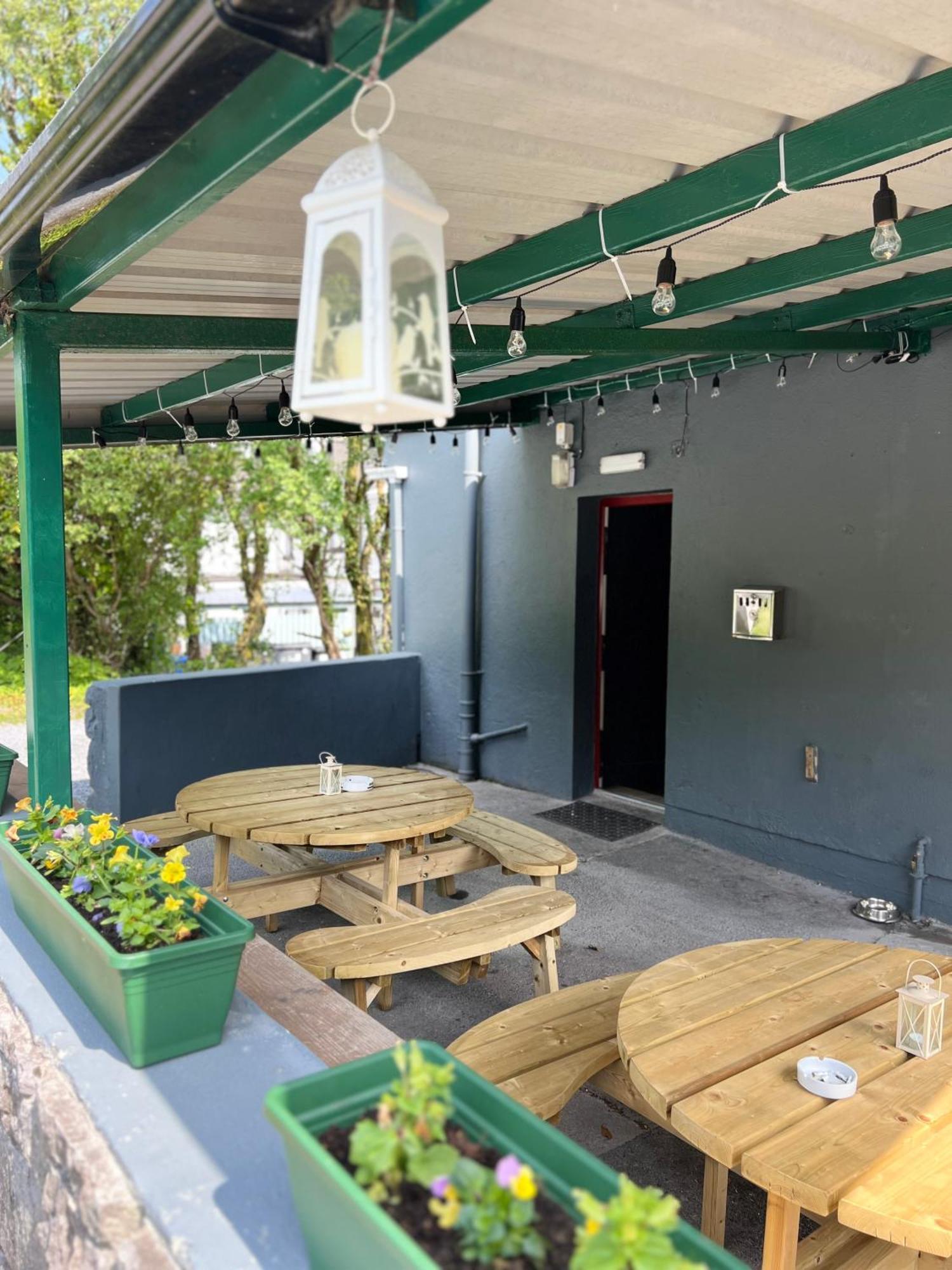 The Coach House Inn Moycullen Eksteriør bilde