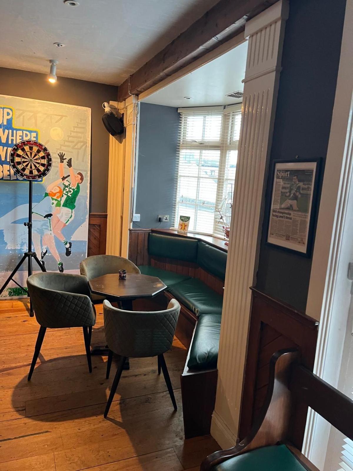 The Coach House Inn Moycullen Eksteriør bilde