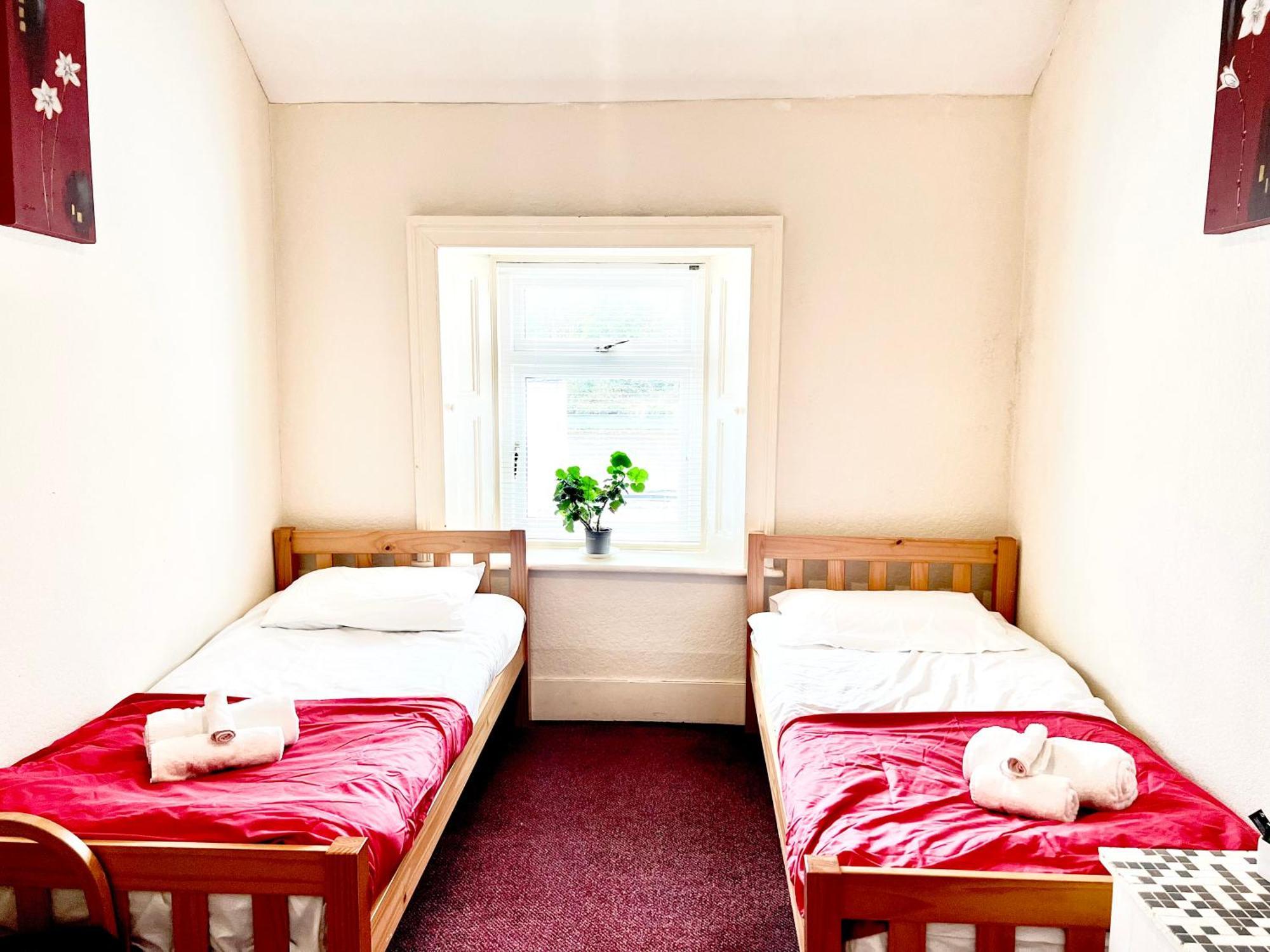 The Coach House Inn Moycullen Eksteriør bilde
