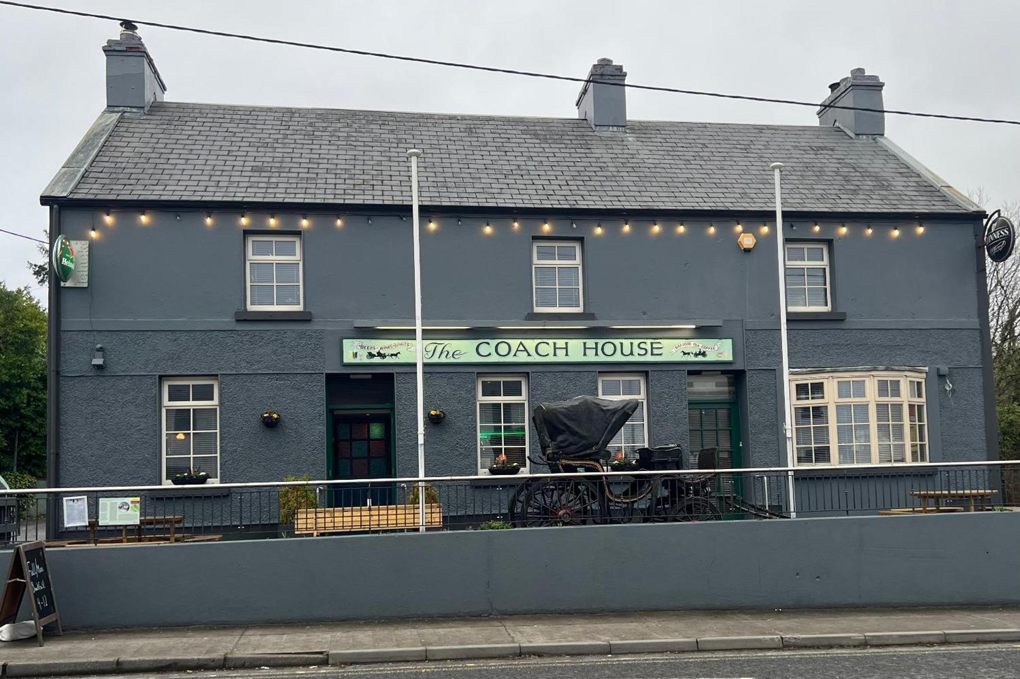 The Coach House Inn Moycullen Eksteriør bilde